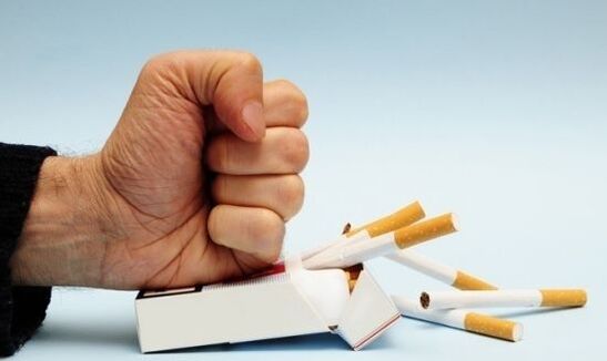 διακοπή του καπνίσματος για την πρόληψη του πόνου στις αρθρώσεις των δακτύλων